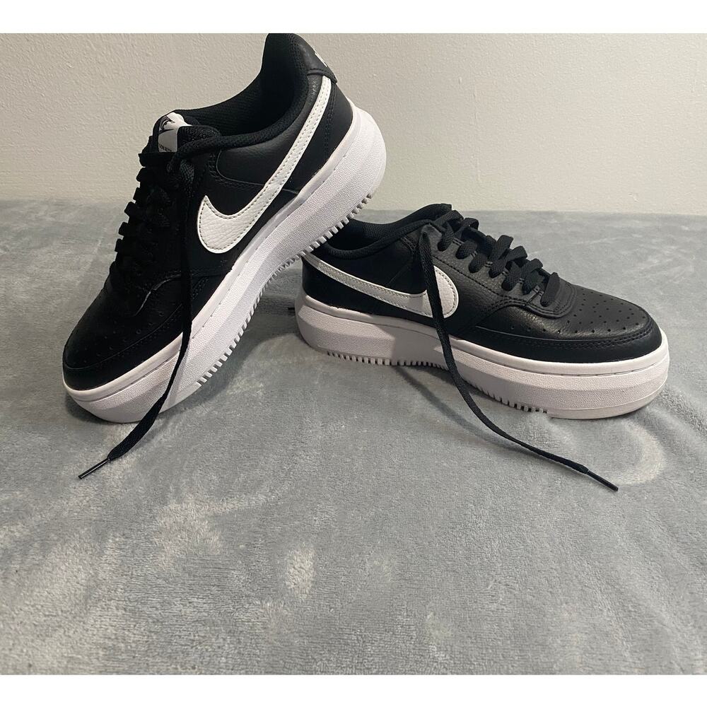 Nike Court Vision Alta LTR Platform Womens 8.5 Black White Sneakers Pre-Owned
